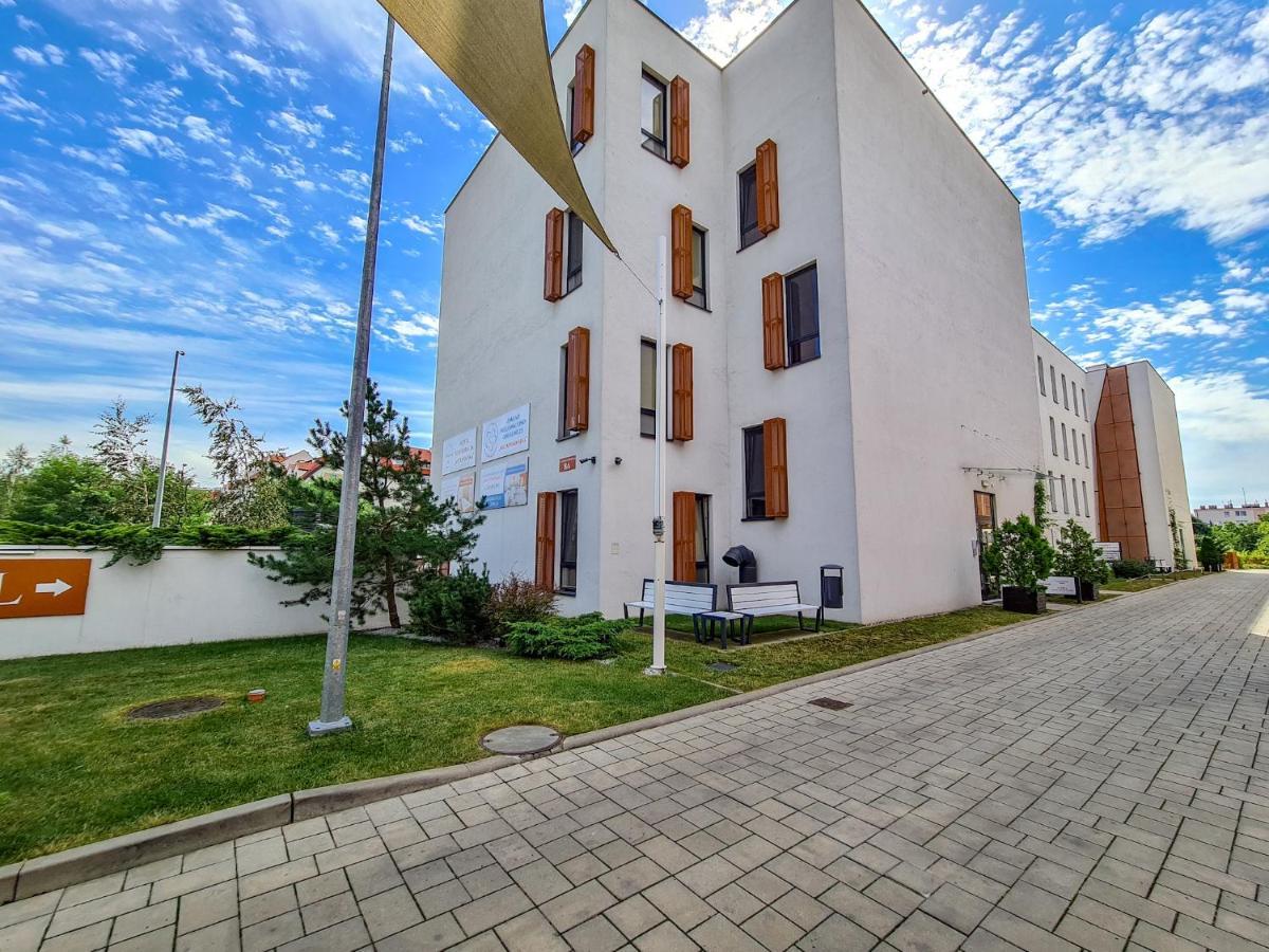 Antoninska Hotel & Apartamenty Leszno  Exteriör bild